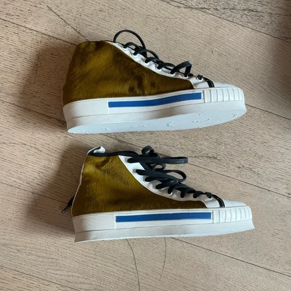 Carven TEXTURED HI-TOP SNEAKERS - Picture 10 of 13